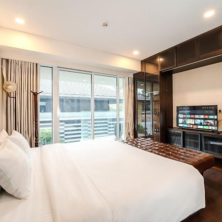 Serenity Saigon Sky Villas - Free One Way Airport Shuttle 호치민 외부 사진