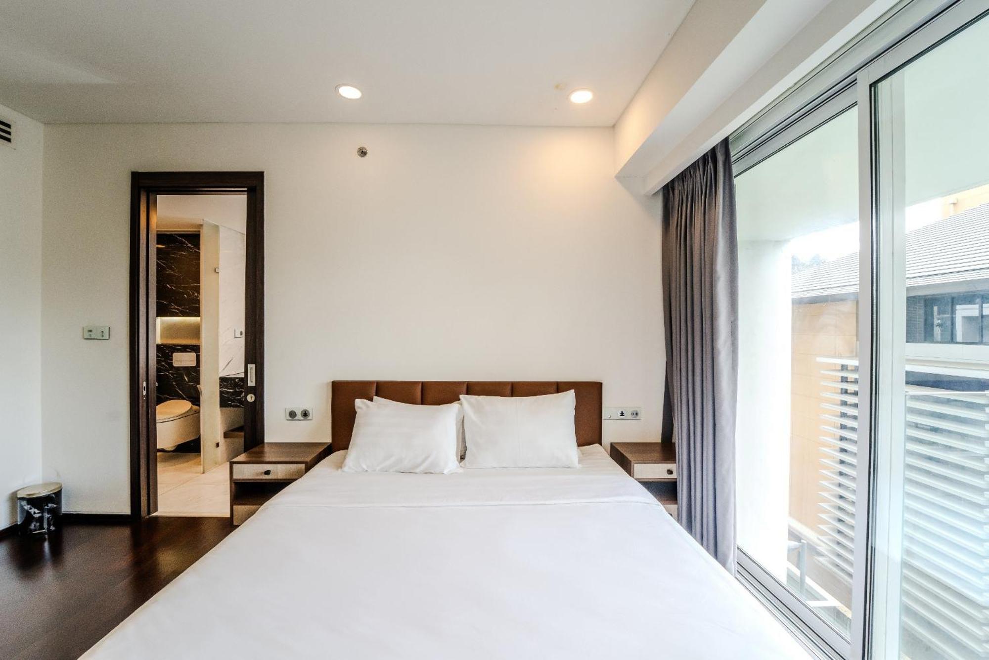 Serenity Saigon Sky Villas - Free One Way Airport Shuttle 호치민 외부 사진