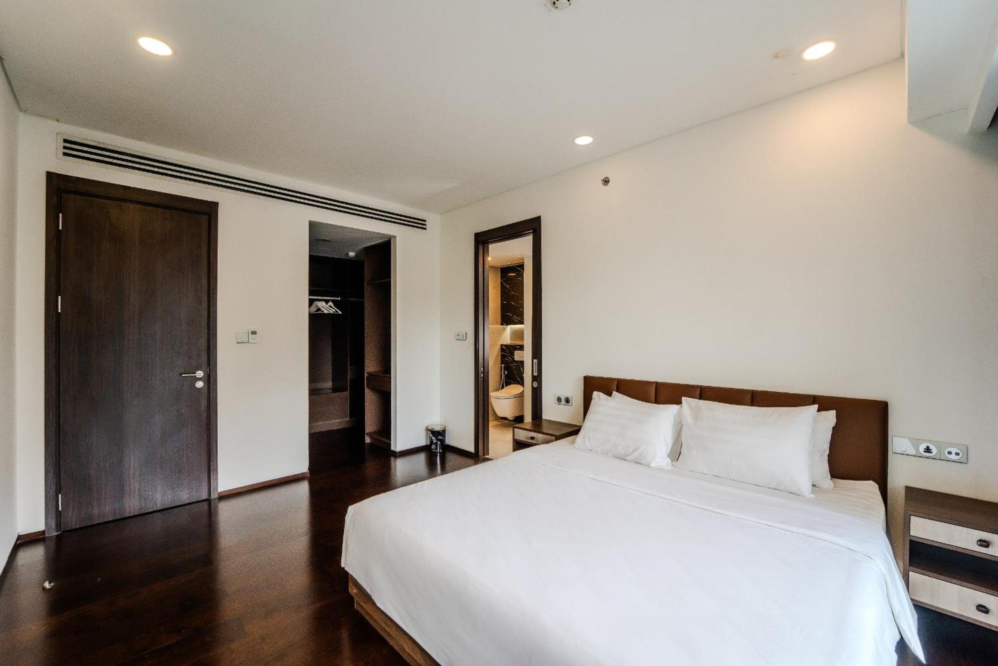 Serenity Saigon Sky Villas - Free One Way Airport Shuttle 호치민 외부 사진